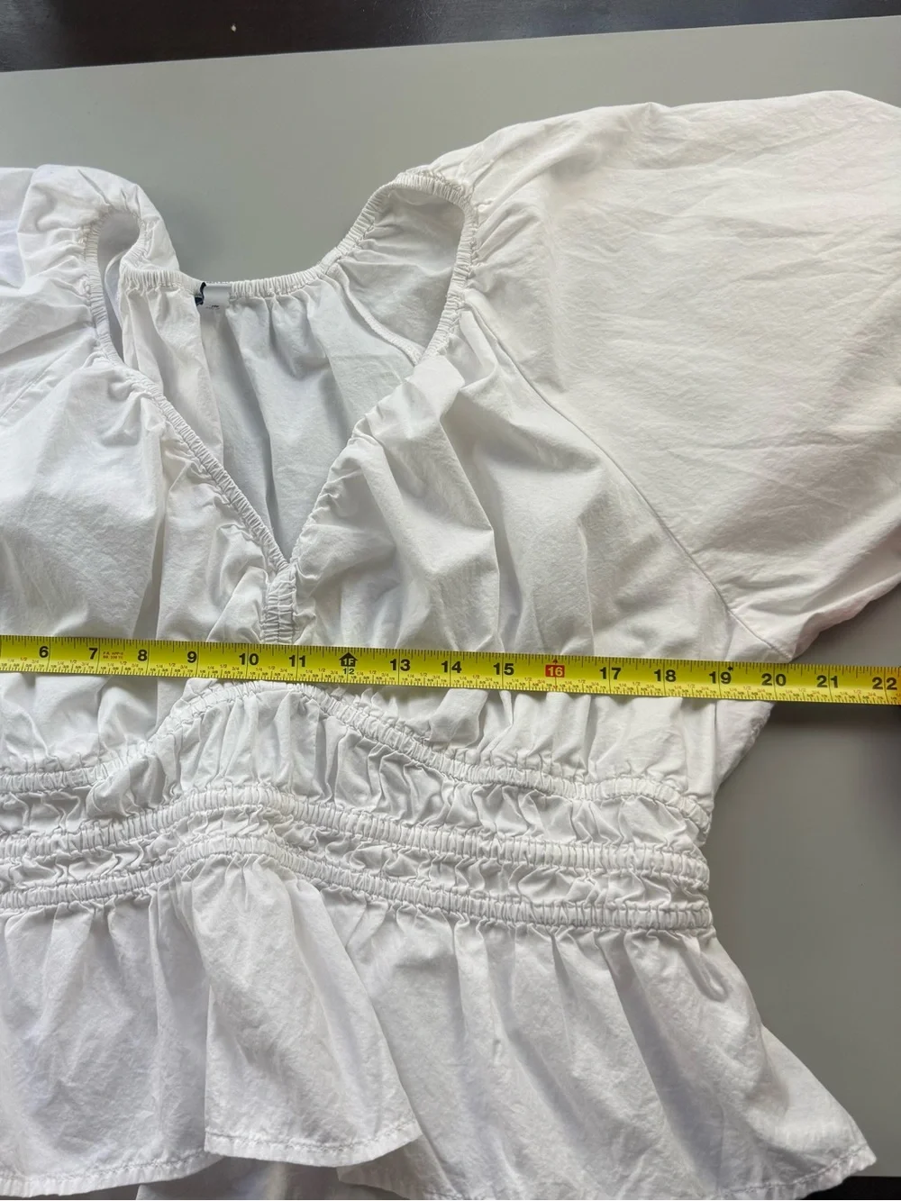 Old Navy Smocked V-Neck Peplum Puff Sleeve White Top Renfaire Prairie XL P